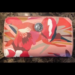 *SOLD*  Savvycents Wallet *Like NEW*